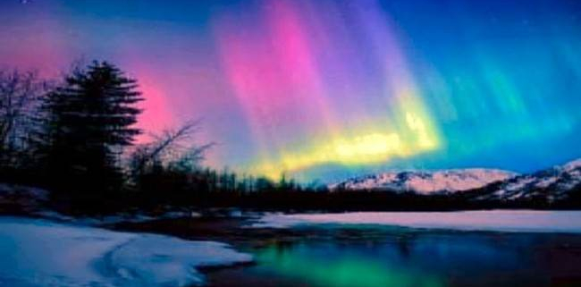 stiati ca aurora boreala